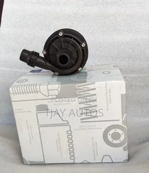 Electric Heater Coolant Pump 0005002686 Benz W222 W213 W205