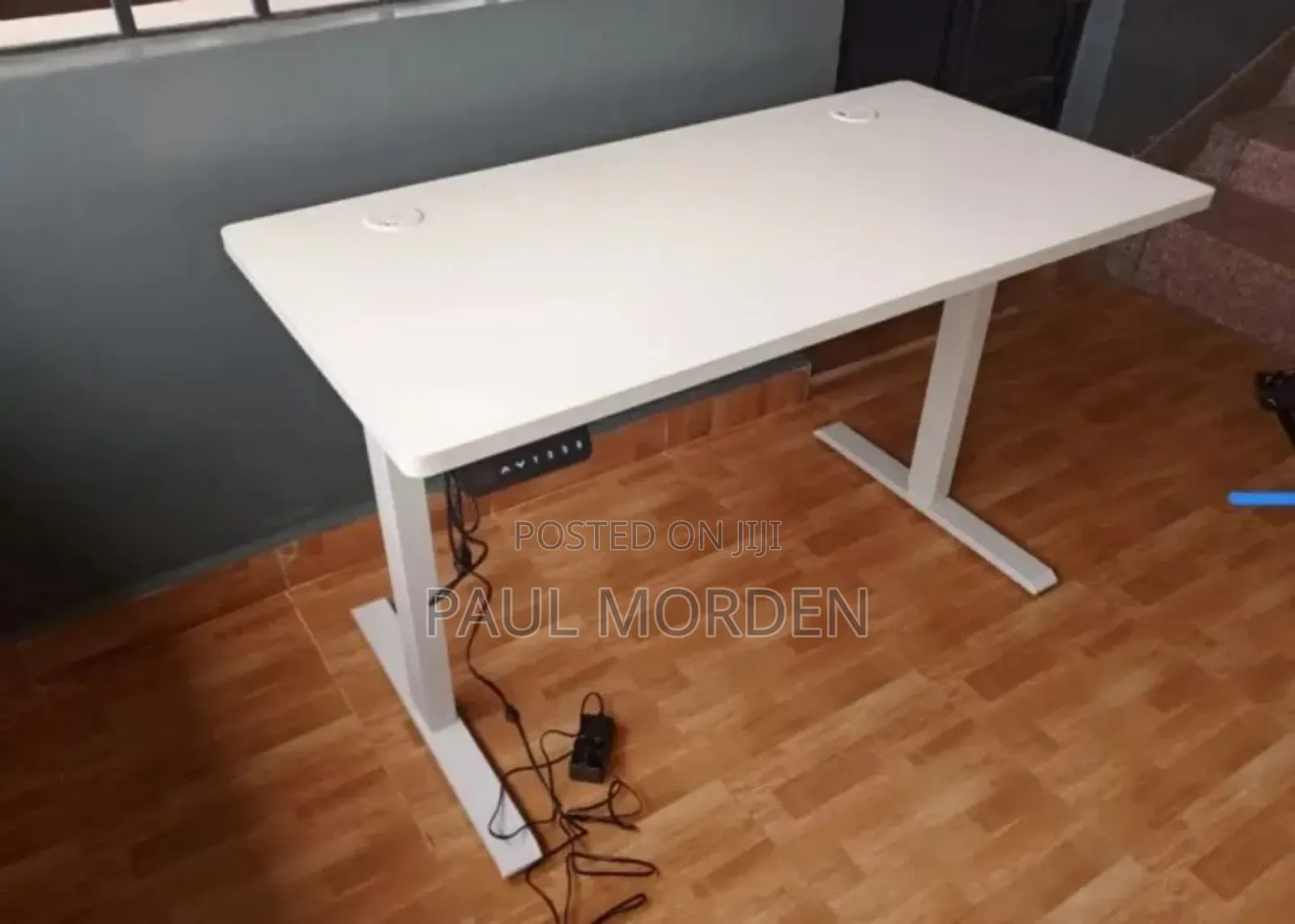 Office Table :Powered Electric Adjustable Desk