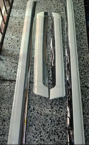 Body Moulding Toyota Landcruiser Prado FJ150