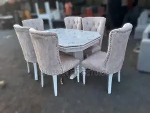 Customized 6 Seater Dining Table