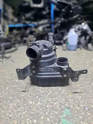 Toyota Dyna Air Cleaner Housing