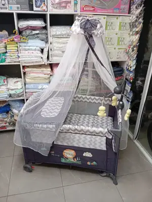 Co-Sleeper Playpen/ Travelling Baby Cot *