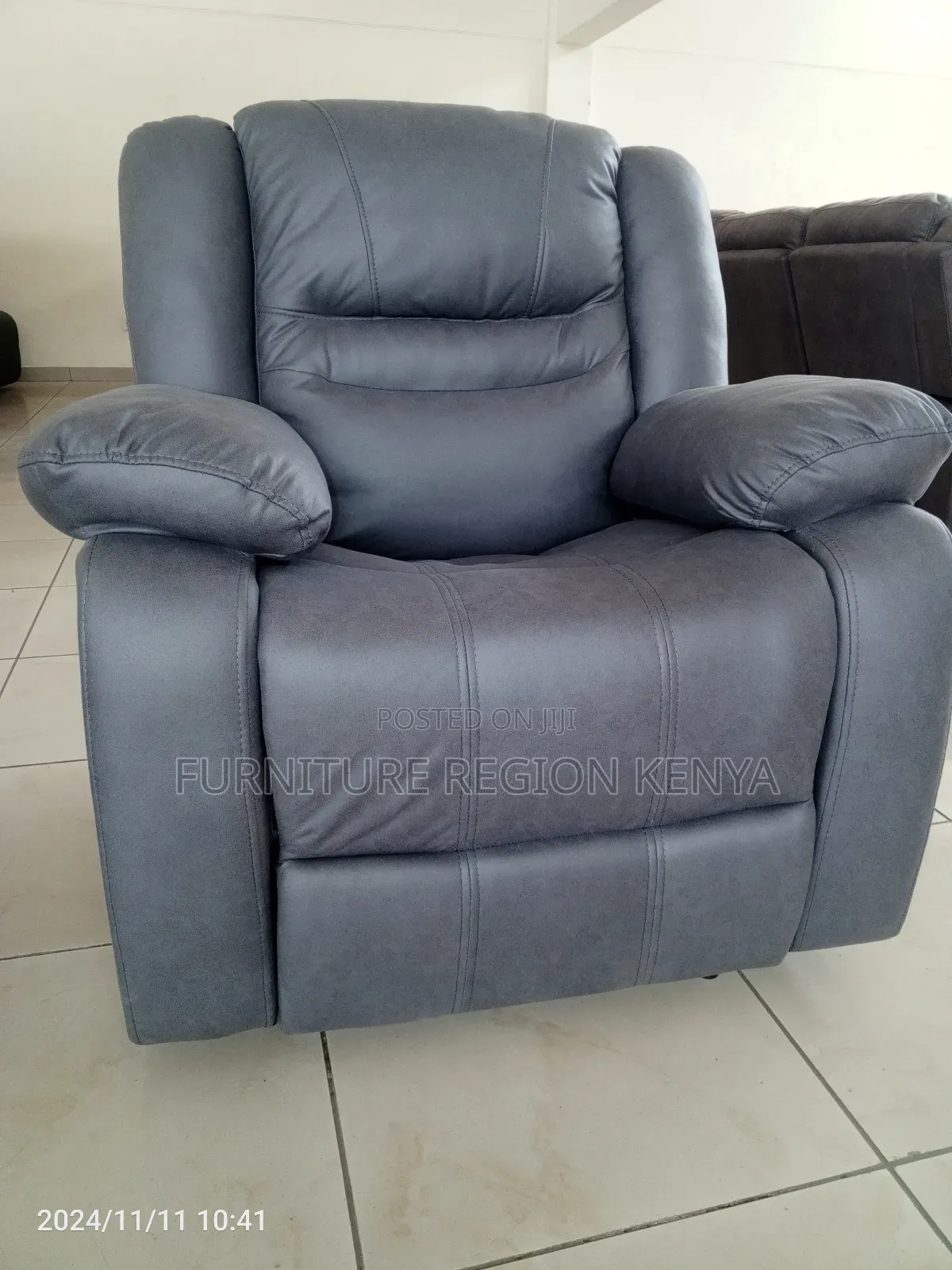 One Seater Imported Recliner Sofa