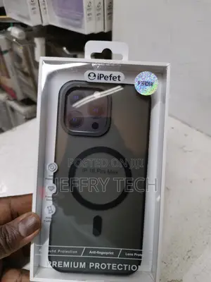 iPhone 16 Pro Max Clear Back Apple Case With Magsafe