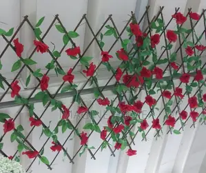 Red Flowers Stretchable/Expandable Green Fence