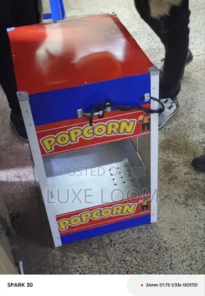 Commercial Popcorn Machine