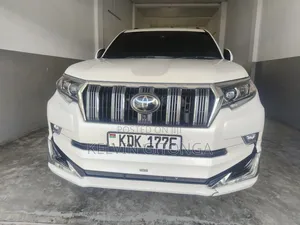 Toyota Land Cruiser 2017 White