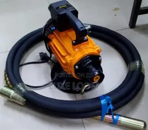 Dera Concrete Vibrator With Poker