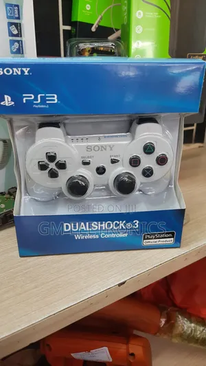 Brand New Ps3 Controller. (White)