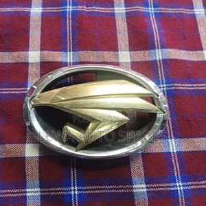 Grill Logo ,Toyota Harrier (Old Model)–Ex Japan–Nairobi CBD