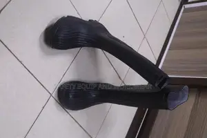 Black Heavy Gumboots-bata