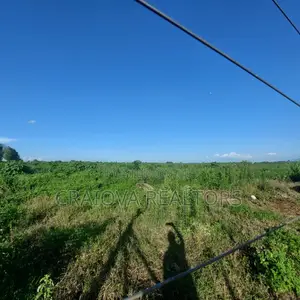 Zuri Springs - Serviced and Unserviced Plots