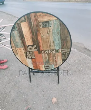 Decent Round Foldable Table