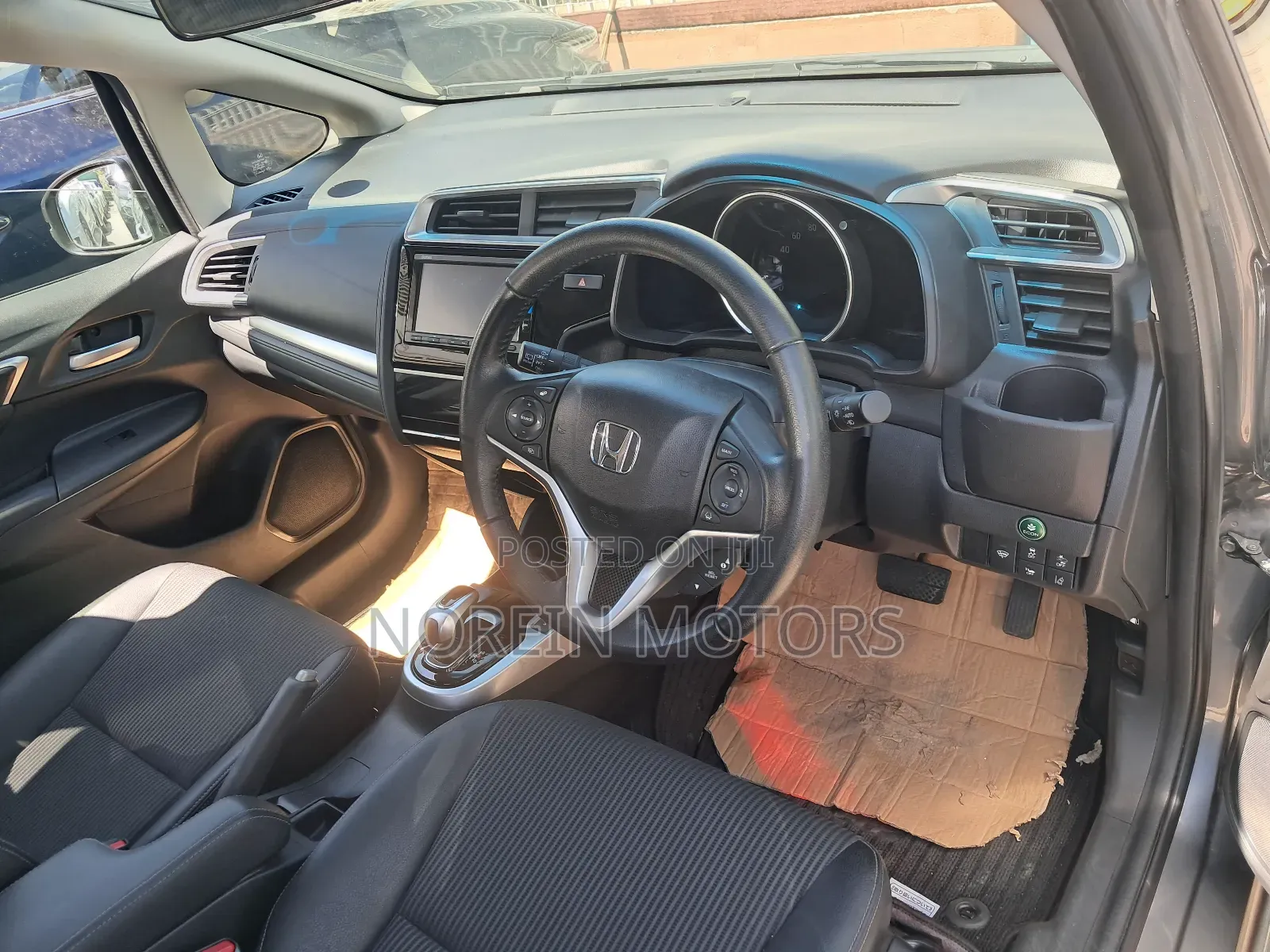 Honda Fit 2015 Silver