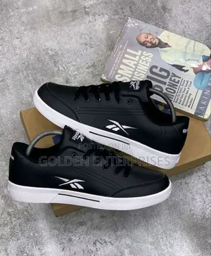 Black Reebok Smart Casual 40-45