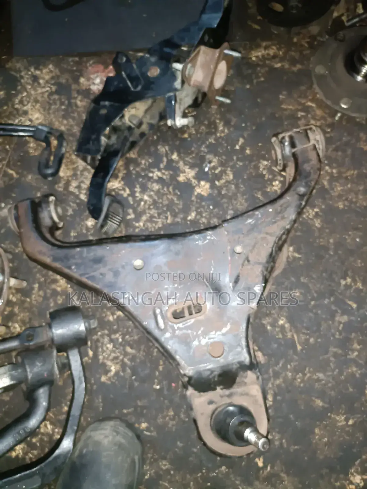 Lower Control Arm Ford Ranger 2017