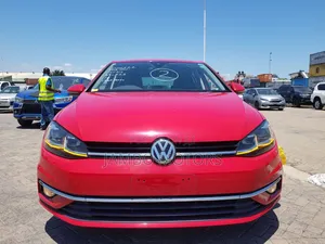 Volkswagen Golf TSI S FWD 2018 Red
