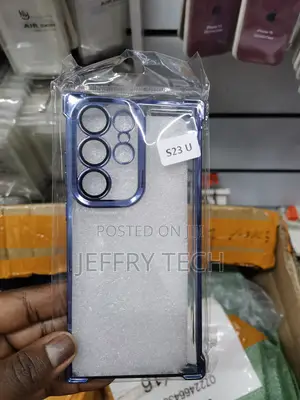 Samsung Galaxy S23 Ultra Clear Case With Blue Boarder