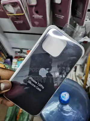 iPhone 13 Pro Case Silicone Cover Drop Protection-Black