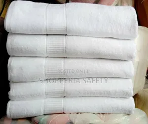 White Large Size Cotton Towels