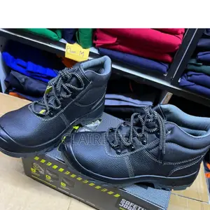 Unisex Safety Jogger/Safety Boots