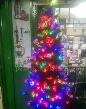 7ft Christmas Tree With Inbuilt Light 7ft