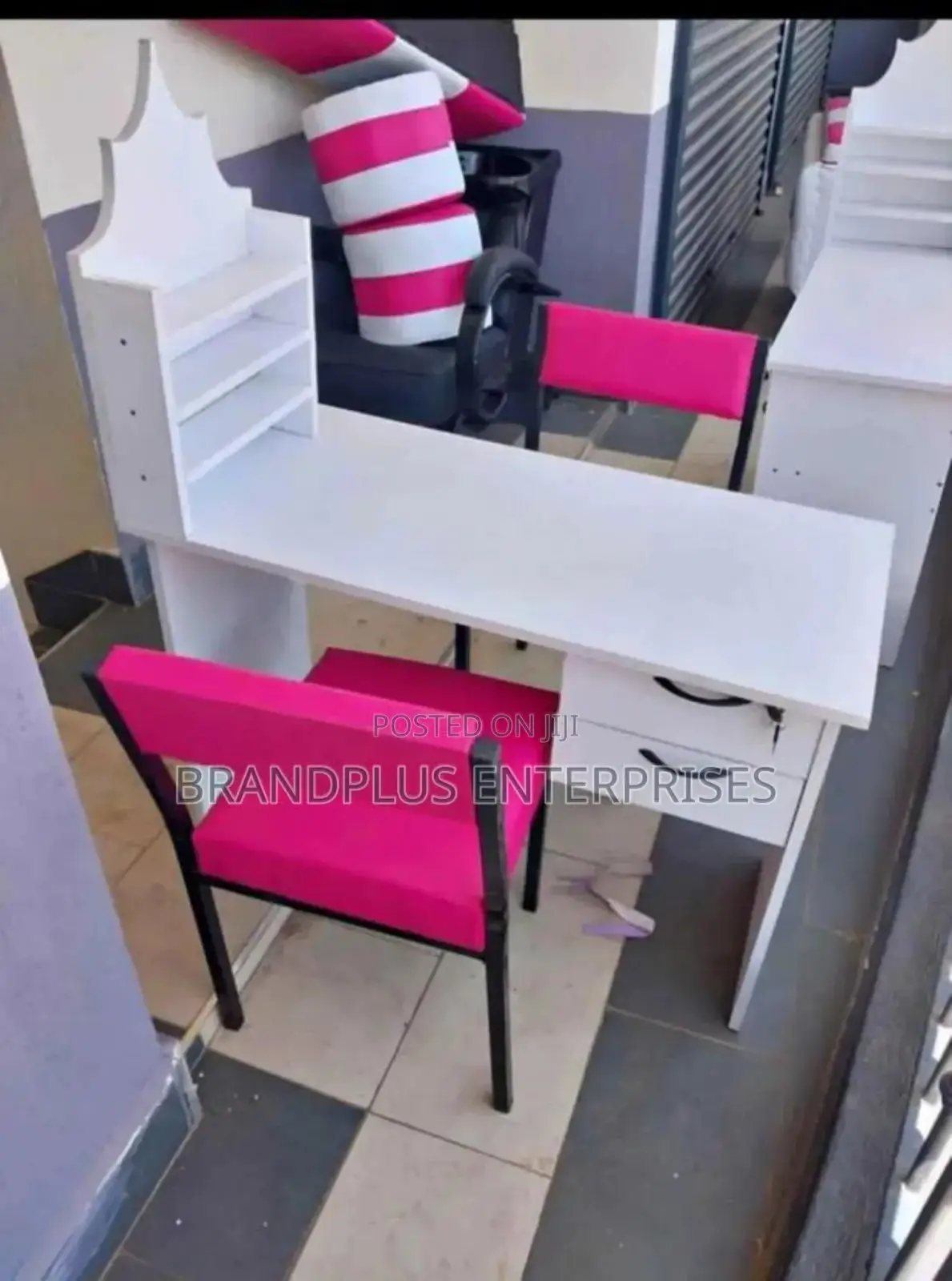 Manicure Table Set