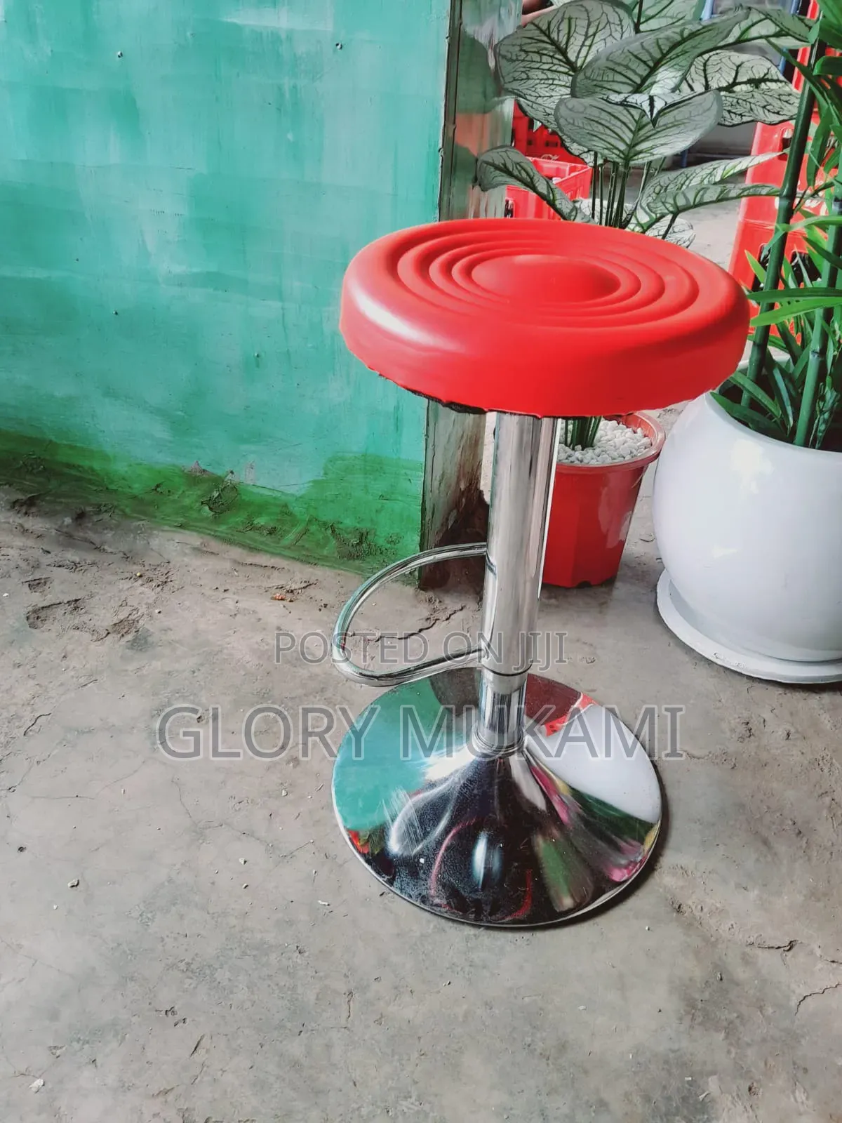Adjustable Puff Stool