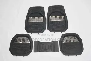 5pc Black Carpet Rubber Liner Car Mats With Silver Patch