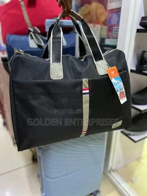 Black Large Capacity Travel/Duffle Bag