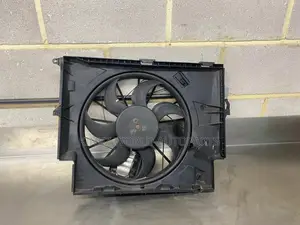 BMW BOSCH E87 E90 Radiator Fan Motor Housing 7801993 7561711