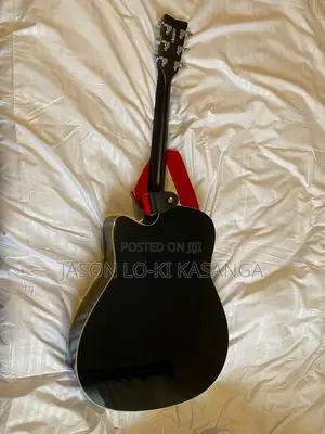 Yamaha Semi Acoustic FX370C