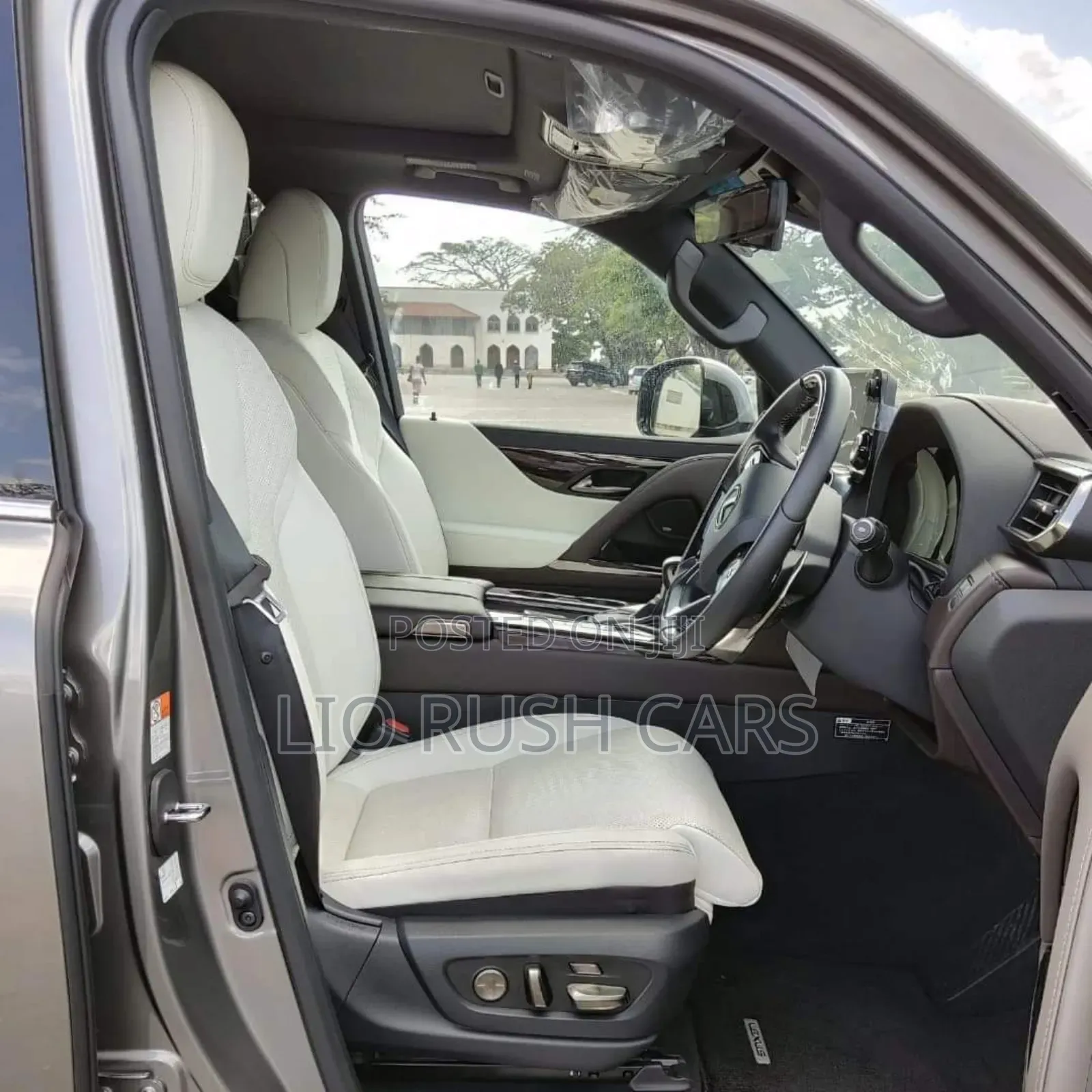 Lexus LX 2020 Gray