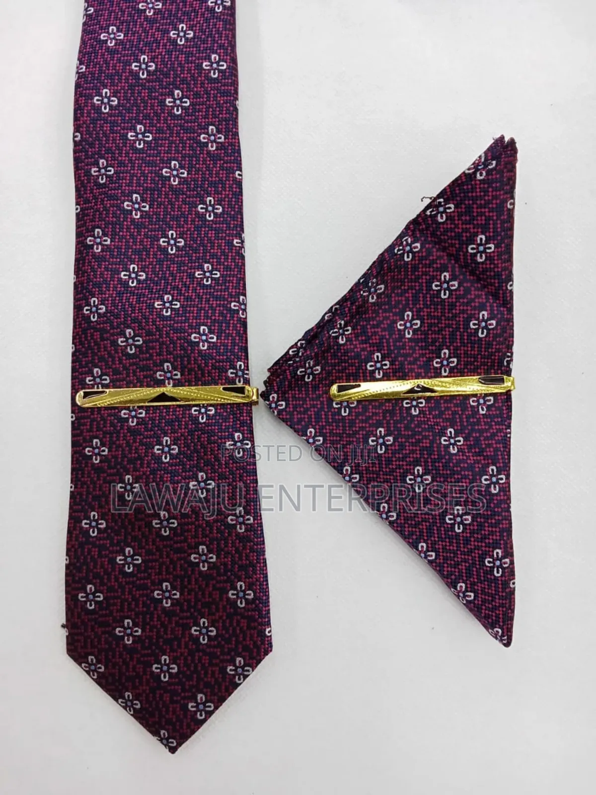Lilac Men's Tie With Pocket Square