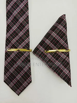 Geometric Men's Tie With Pocket Square