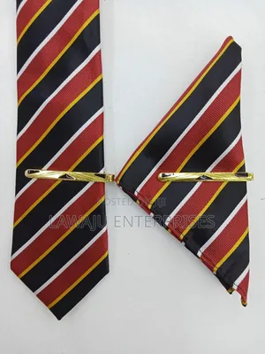 Stripped Men's Tie With Pocket Square