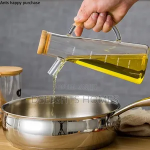 Oil Jar With Bamboo Lid._alp