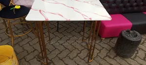 Manicure Table