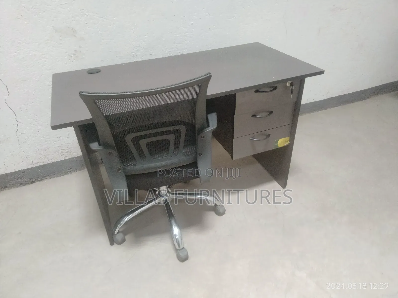 Task Chair and Study Desk