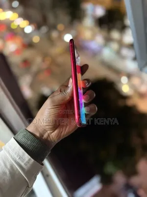 Apple iPhone 11 128 GB Red