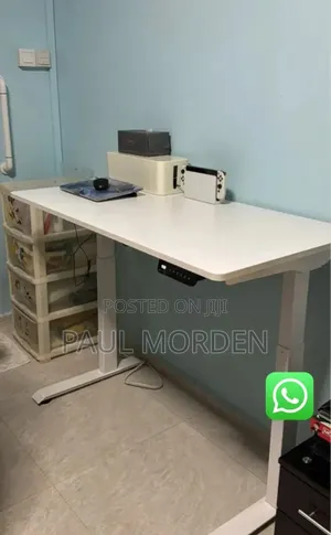 1200mm Electric Adjustable Table