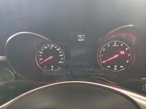 Mercedes-Benz C200 2017 Black