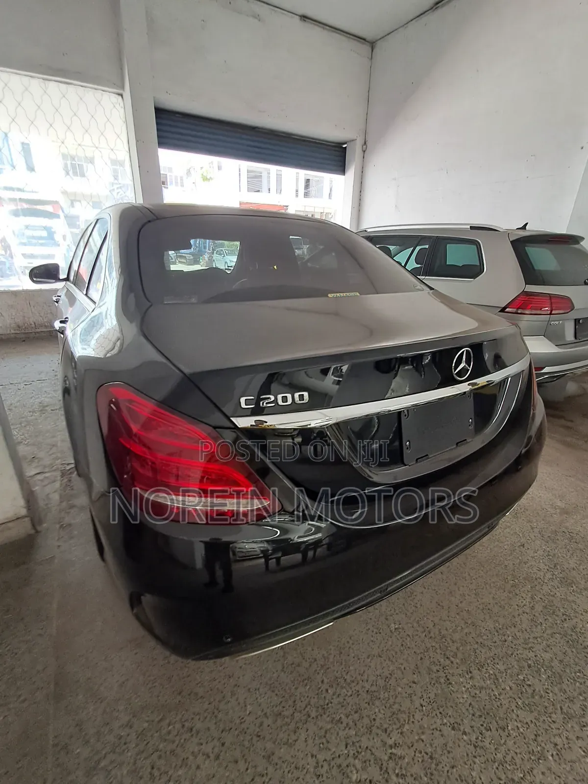 Mercedes-Benz C200 2017 Black