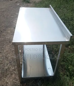 Alluring 4 Fits Working Table