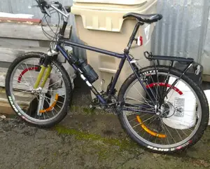 Mountain Bike Size 26;