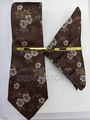 Brown Flowered Men's Tie With Pocket Square