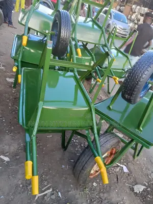 Wheelbarrows in Garden Supplies