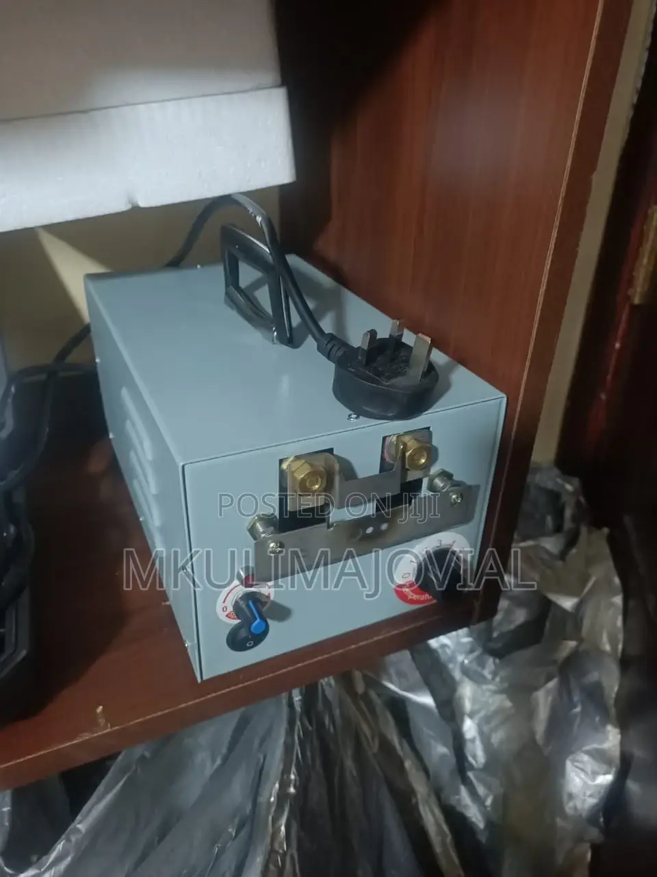 Automatic Debeaking Machine
