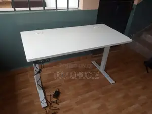 White Table (Electric Desk 1.2m)