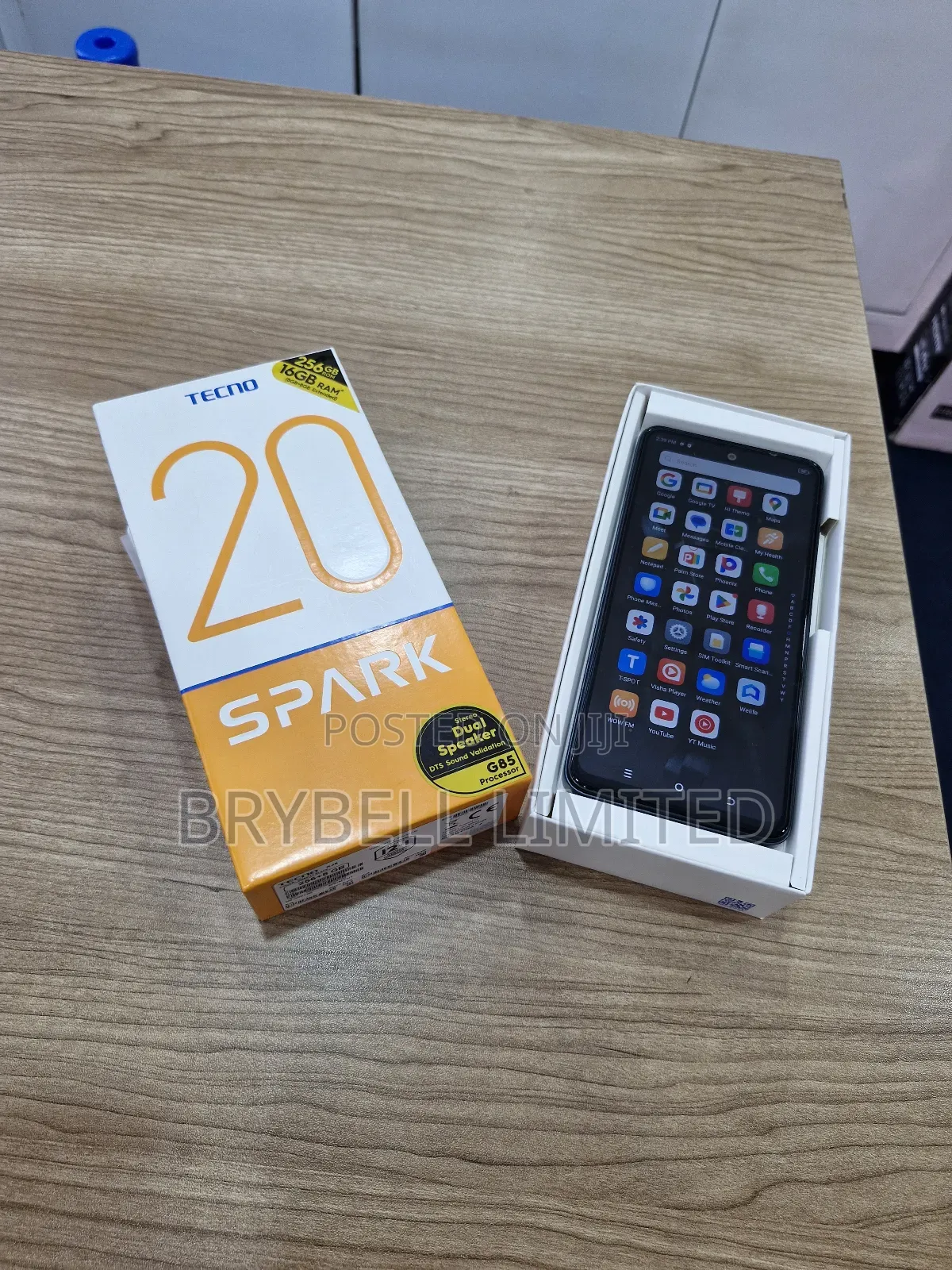 Tecno Spark 20 256 GB Black